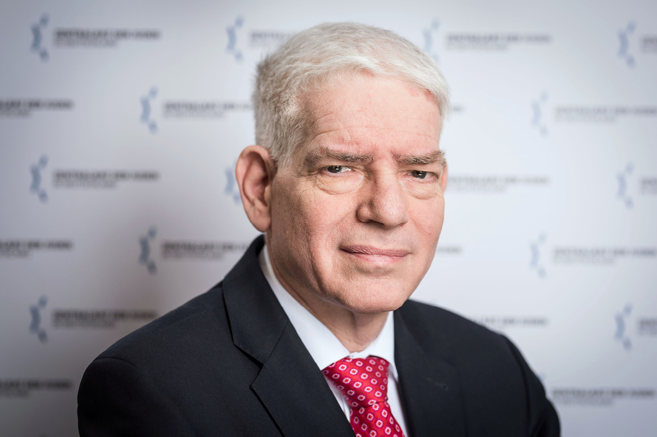 Dr. Josef Schuster