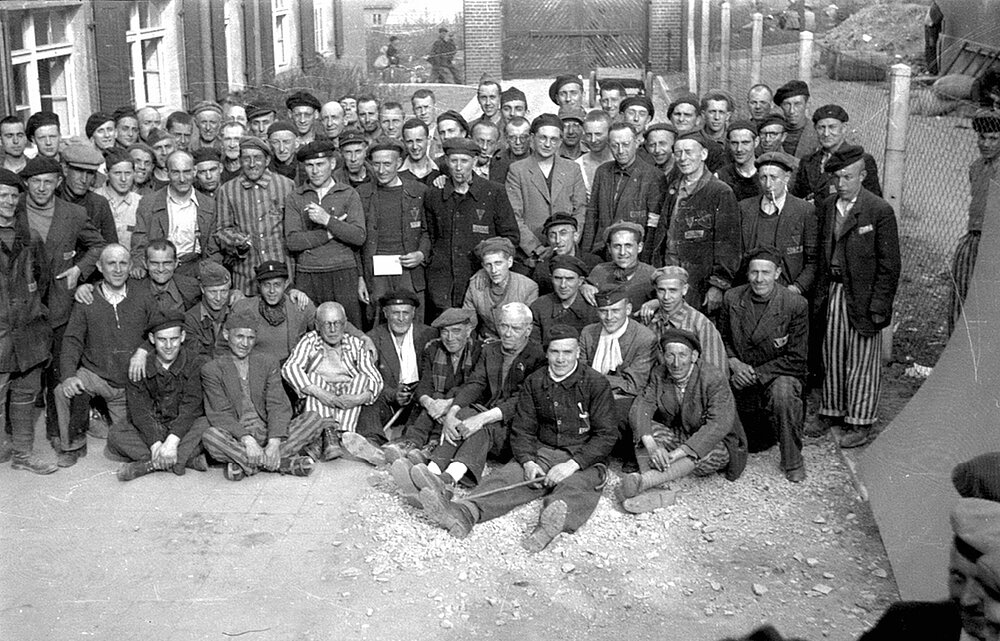 Liberated Belgian inmates in Buchenwald, after 11 April 1945